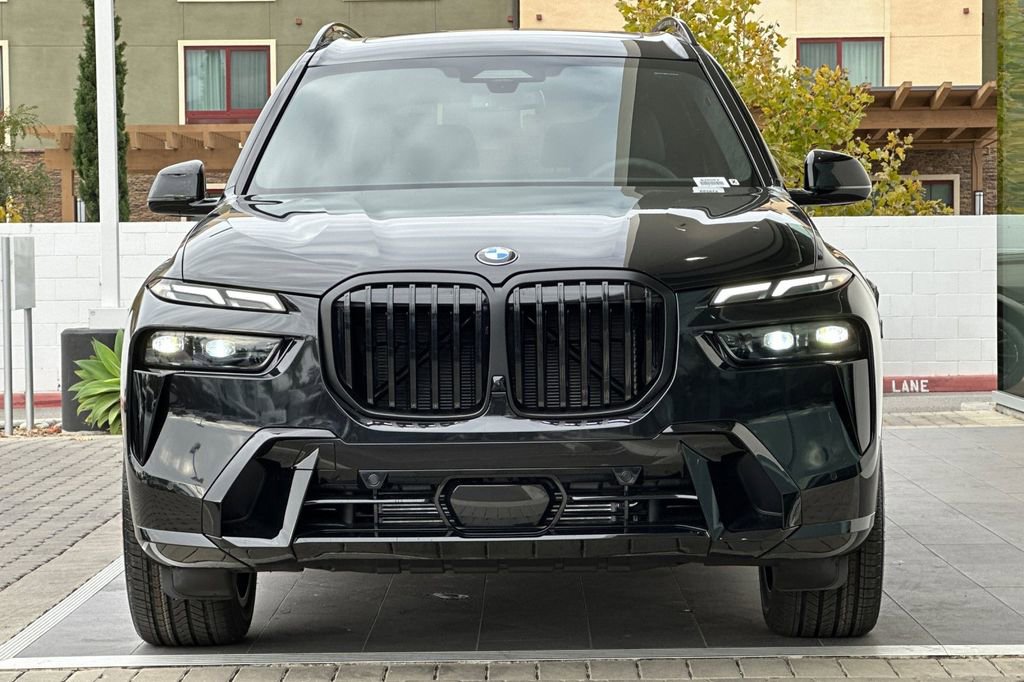 New 2026 BMW X7 xDrive40i w/ Executive Package image 8