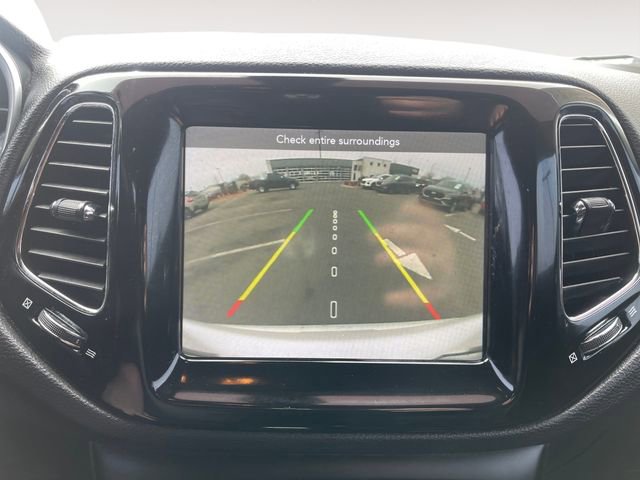 Used 2020 Jeep Compass Limited image 17