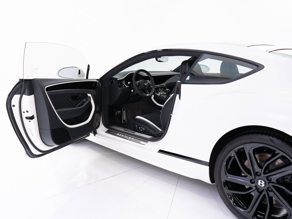Used 2025 Bentley Continental GT Speed image 9
