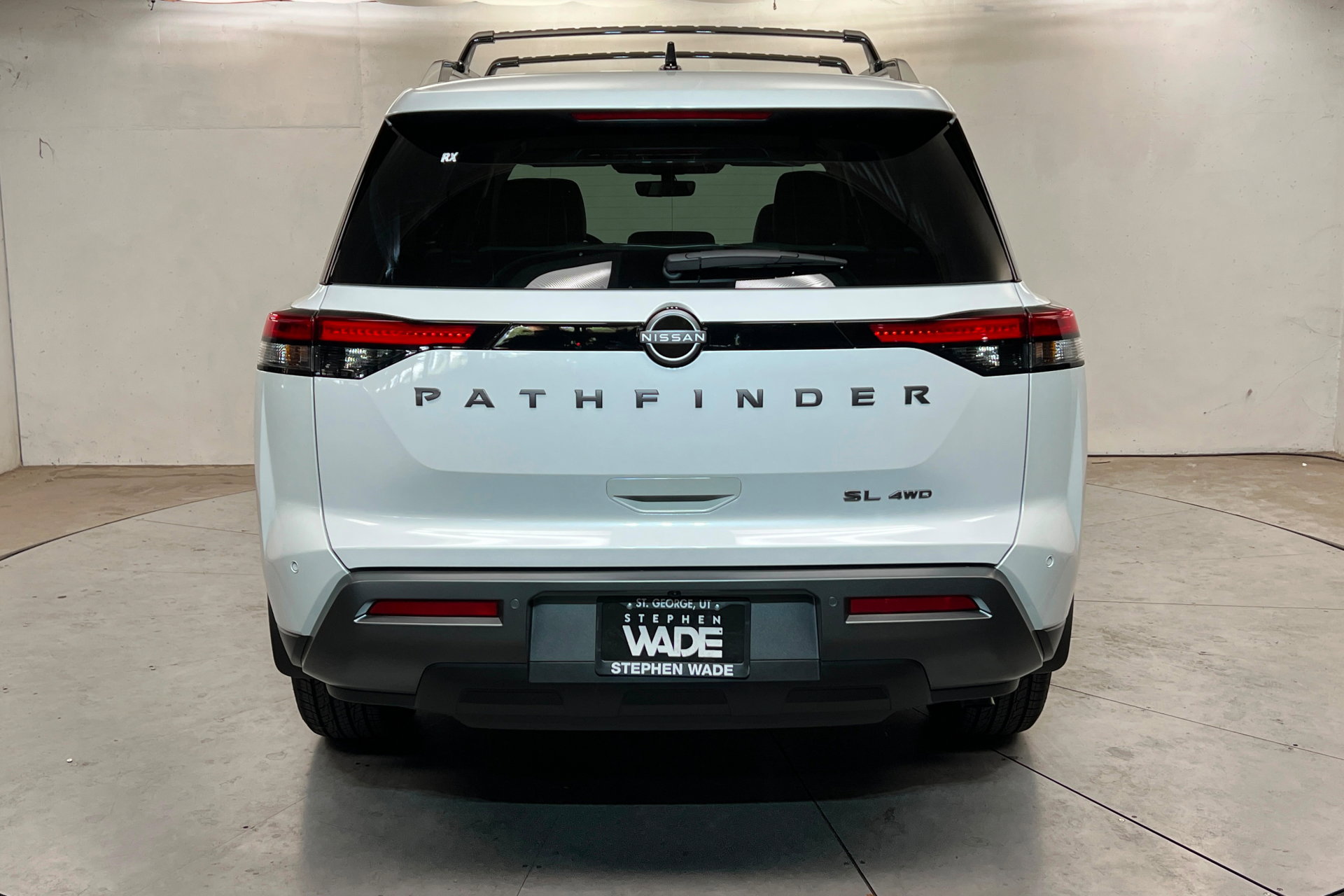 New 2026 Nissan Pathfinder SL image 4