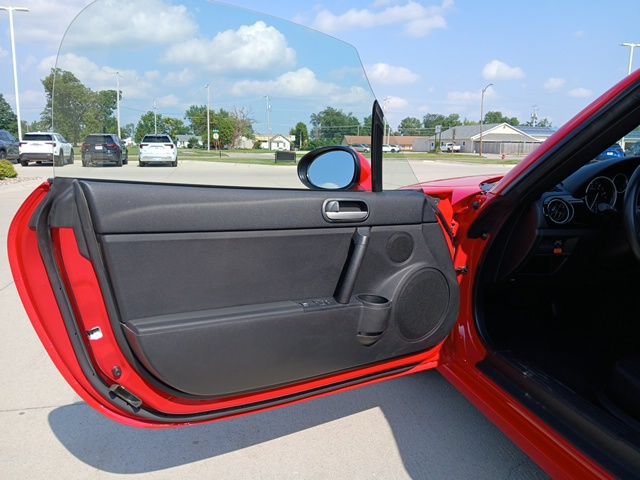 Used 2007 MAZDA MX-5 Miata Touring RWD image 9