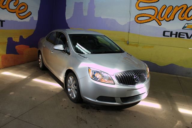 Used 2017 Buick Verano FWD image 2