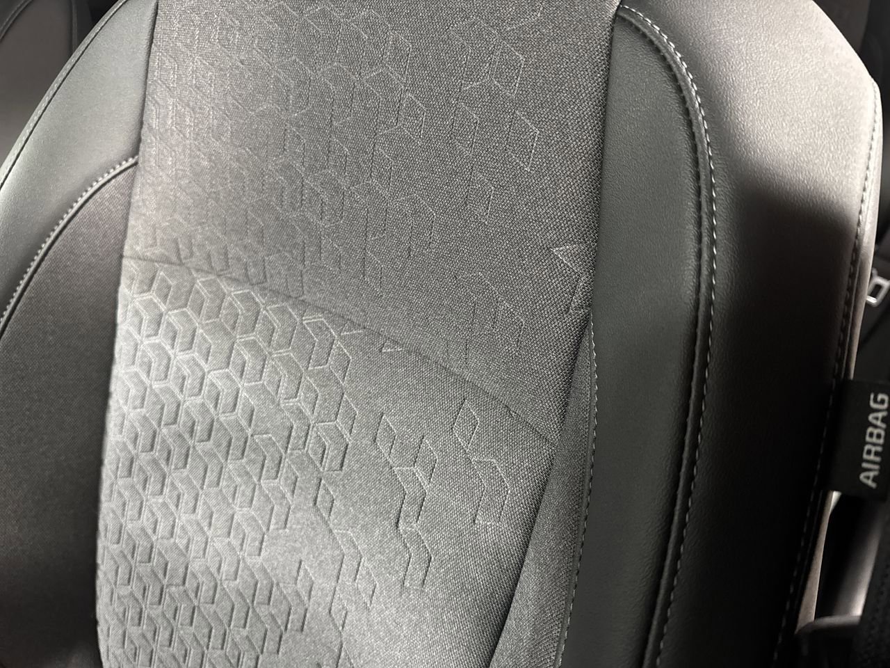 Certified 2025 Kia Seltos S AWD/4WD image 17