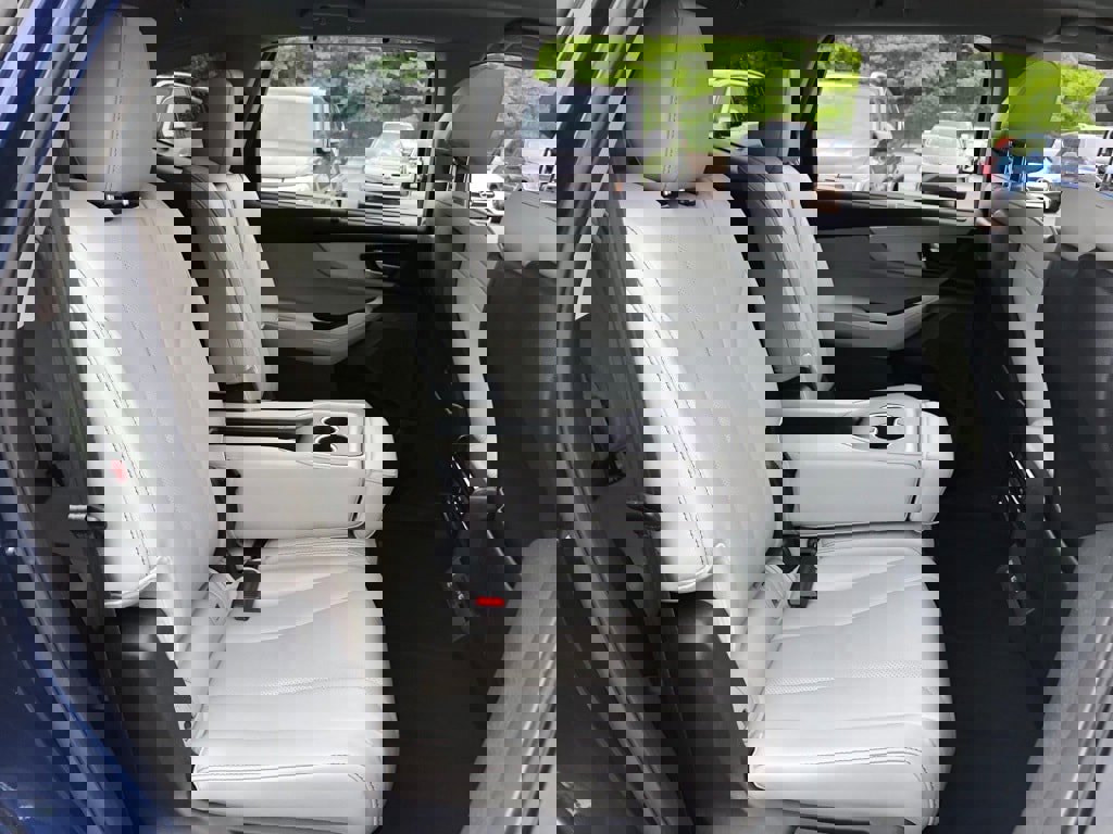 Used 2023 Acura MDX SH-AWD w/ Technology Package image 34