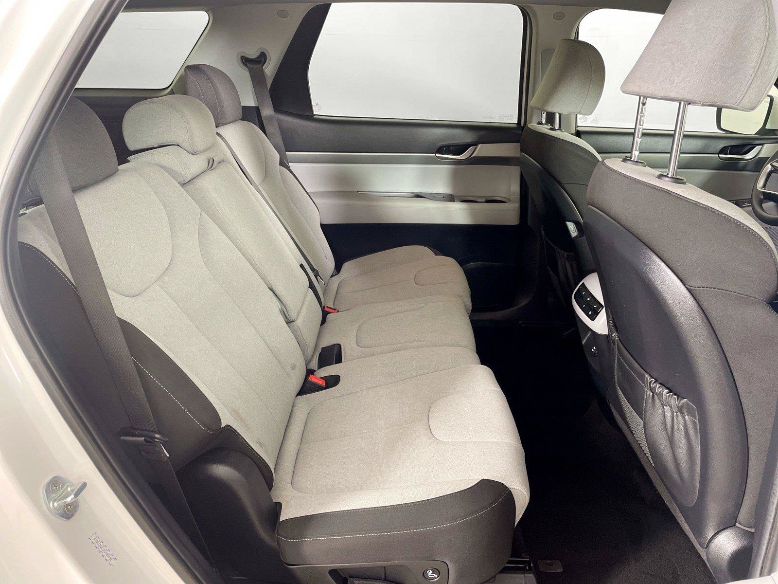 Used 2023 Hyundai Palisade SE AWD/4WD image 26
