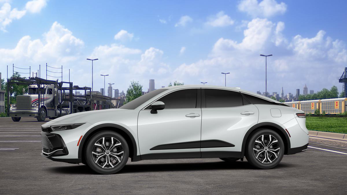 New 2026 Toyota Crown XLE image 5