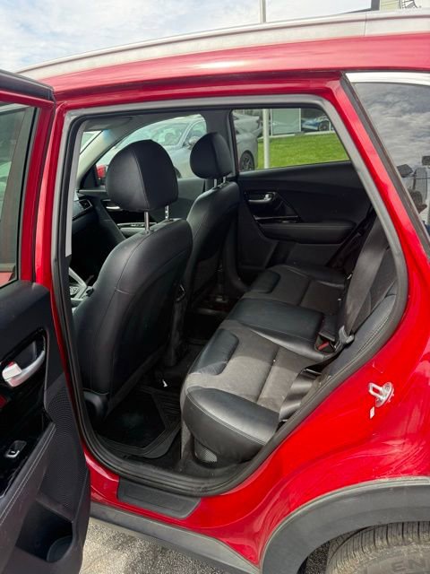 Used 2017 Kia Niro EX image 8