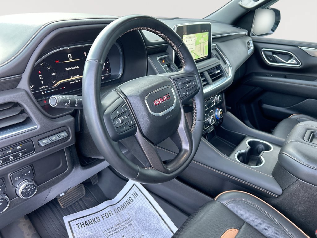 Used 2023 GMC Yukon XL AT4 w/ AT4 Premium Package AWD/4WD image 15