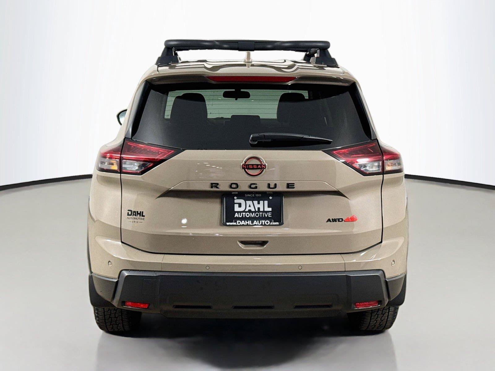 Used 2025 Nissan Rogue SV AWD/4WD image 12