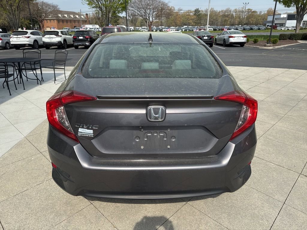 Used 2018 Honda Civic EX-T image 4
