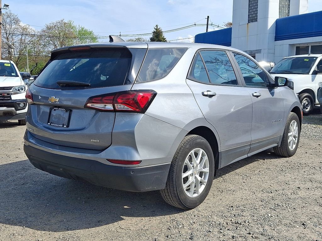 Used 2023 Chevrolet Equinox LS w/ Driver Confidence II Package image 7