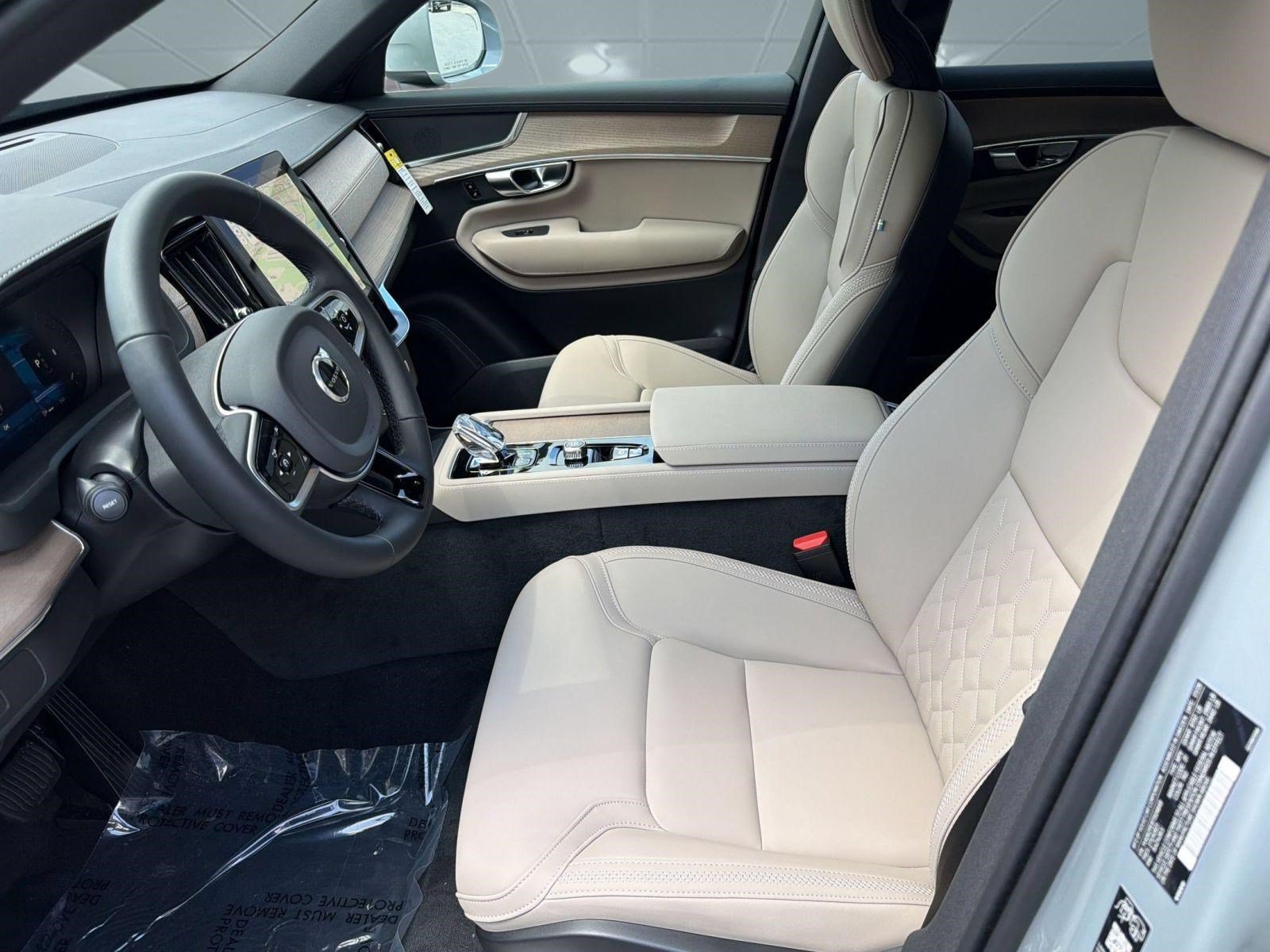 New 2026 Volvo XC90 B6 Plus w/ Protection Package Premier AWD/4WD image 5
