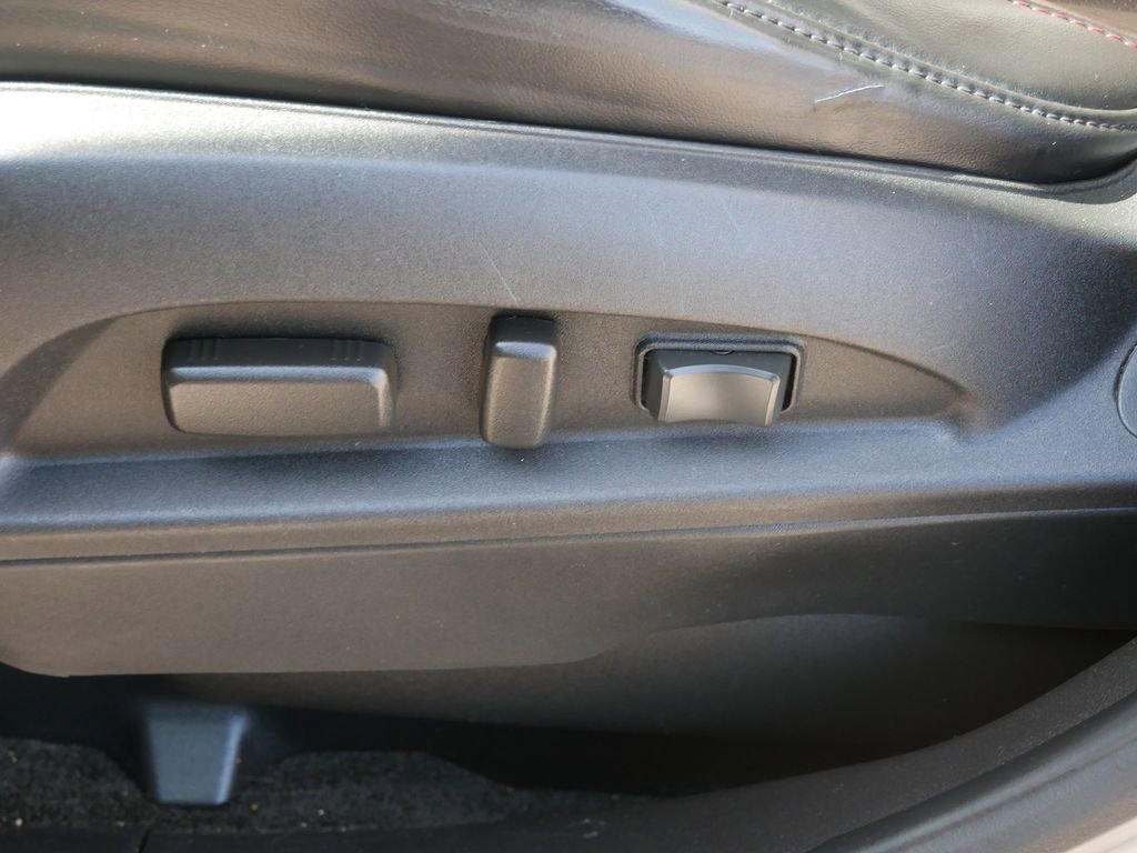 Used 2010 GMC Terrain SLT w/ Cargo Package image 17