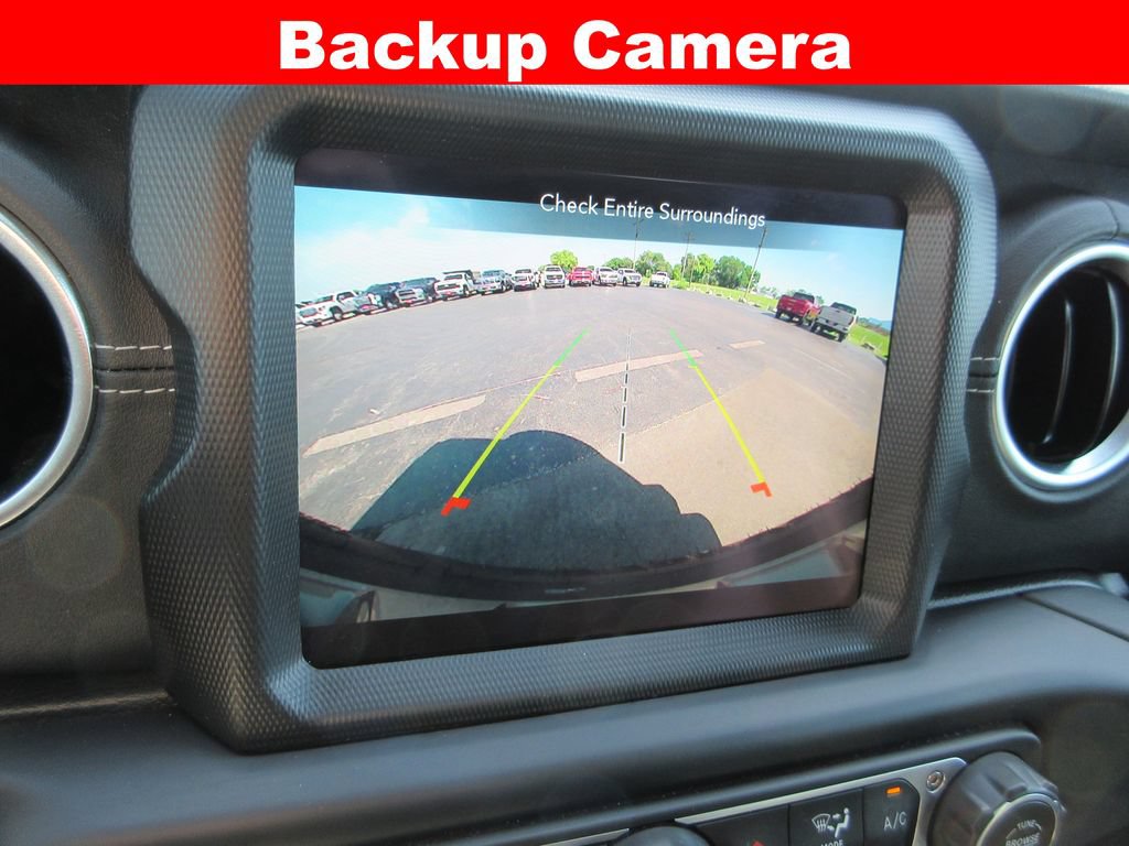 Used 2023 Jeep Wrangler Unlimited Sahara w/ LED Lighting Group AWD/4WD image 16