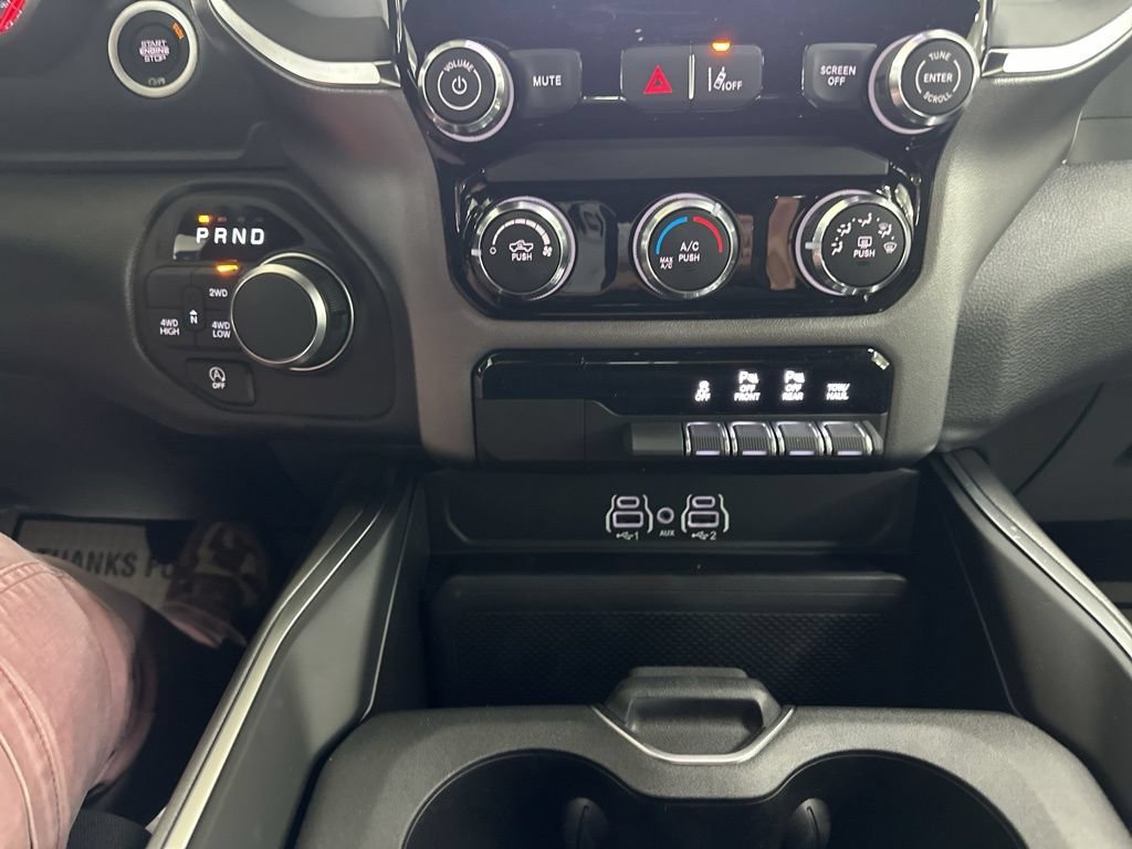 New 2026 RAM 1500 Express AWD/4WD image 38
