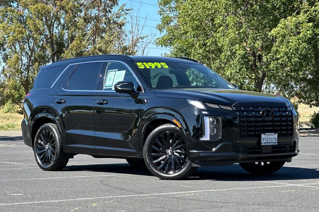 Used 2025 Hyundai Palisade Calligraphy image 2