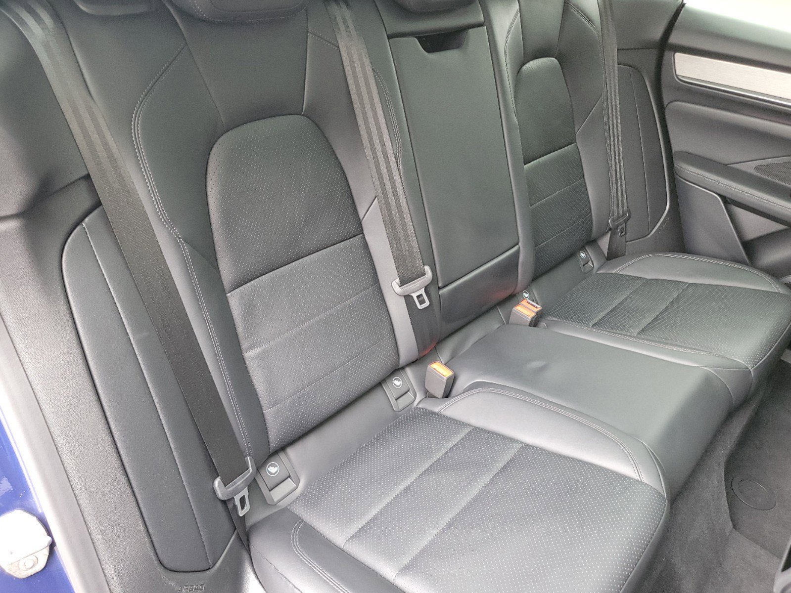 Used 2024 Porsche Macan 4 Electric image 29