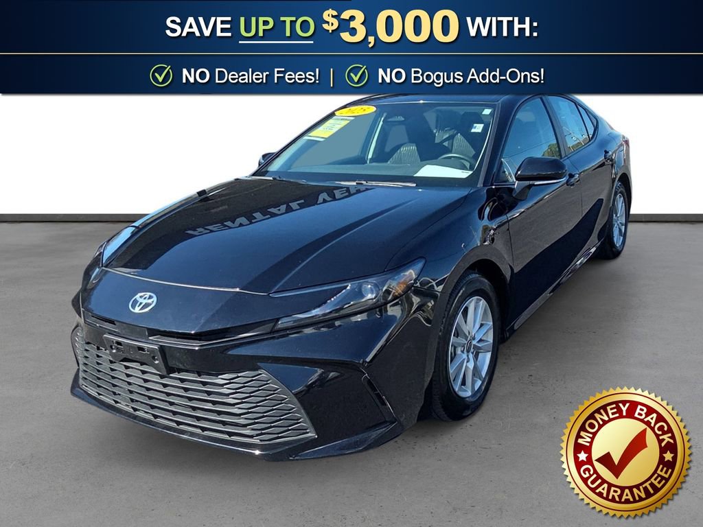 Used 2025 Toyota Camry LE image 1