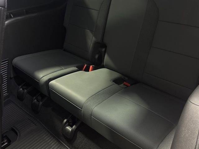 New 2025 GMC Acadia AT4 w/ Super Cruise Package image 15