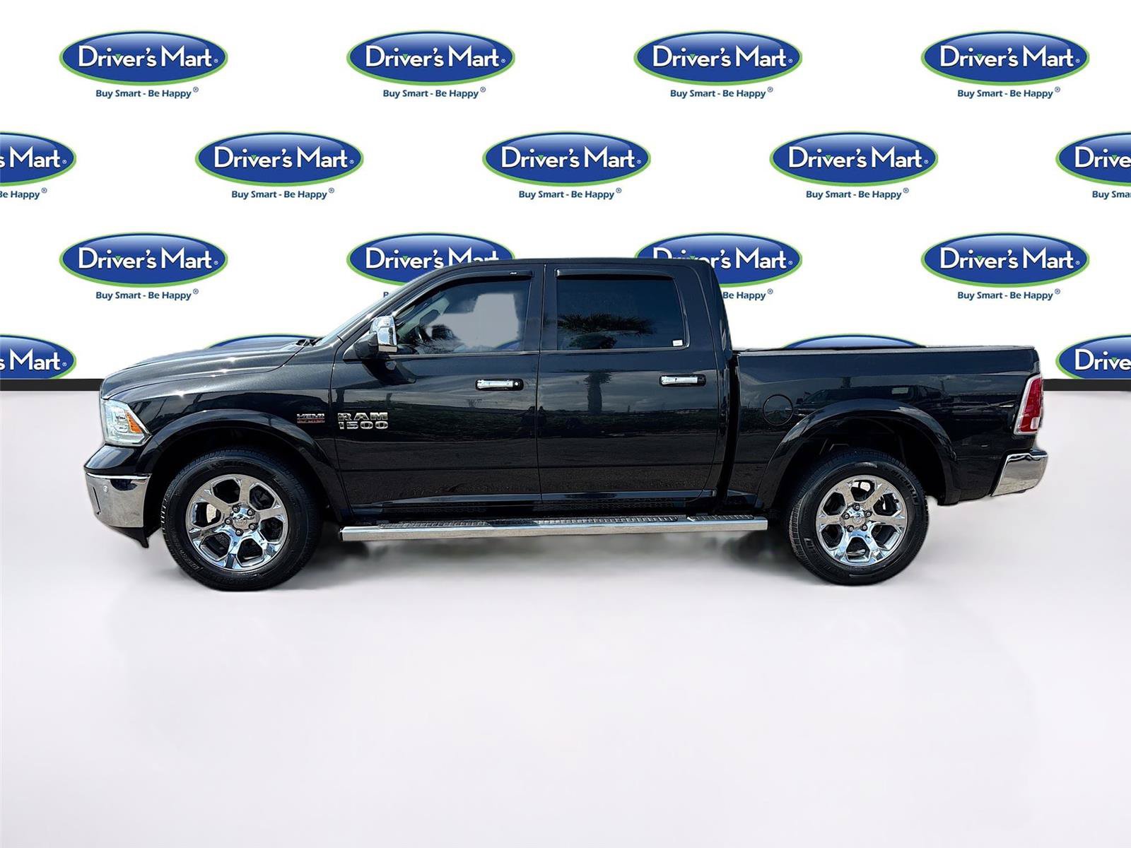 Used 2015 RAM 1500 Laramie w/ Convenience Group AWD/4WD image 4