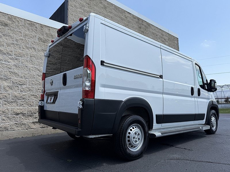 Used 2025 RAM ProMaster 2500 w/ U-Haul Equipment Group FWD image 3