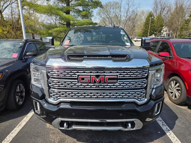 Used 2021 GMC Sierra 2500 Denali image 2