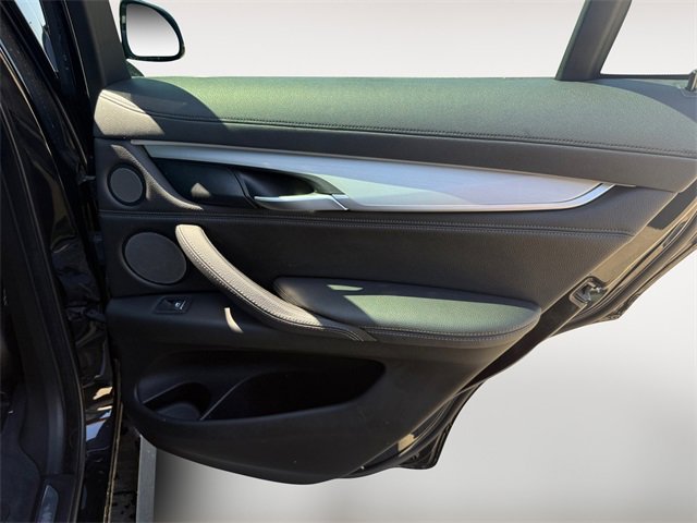 Used 2019 BMW X6 xDrive35i w/ M Sport Package image 28