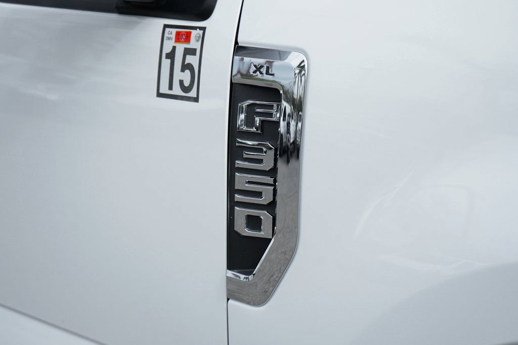 Used 2022 Ford F350 XL w/ Power Equipment Group image 46