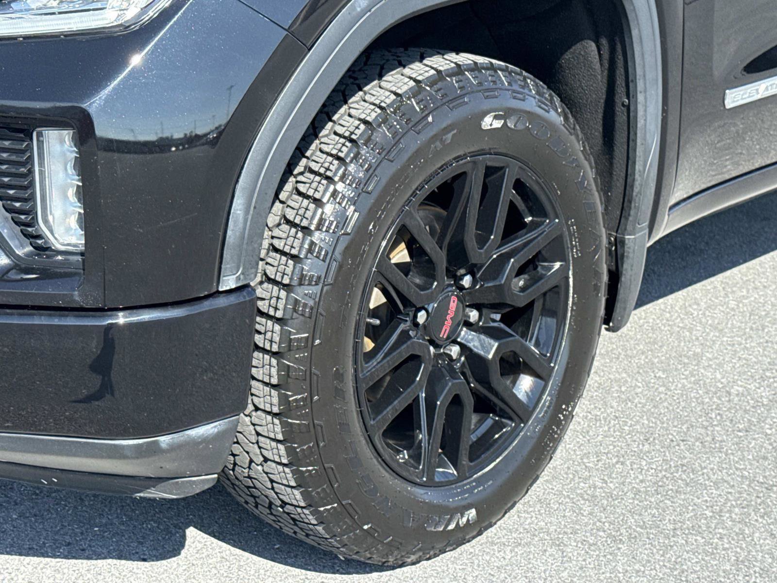 Used 2022 GMC Sierra 1500 Elevation image 29