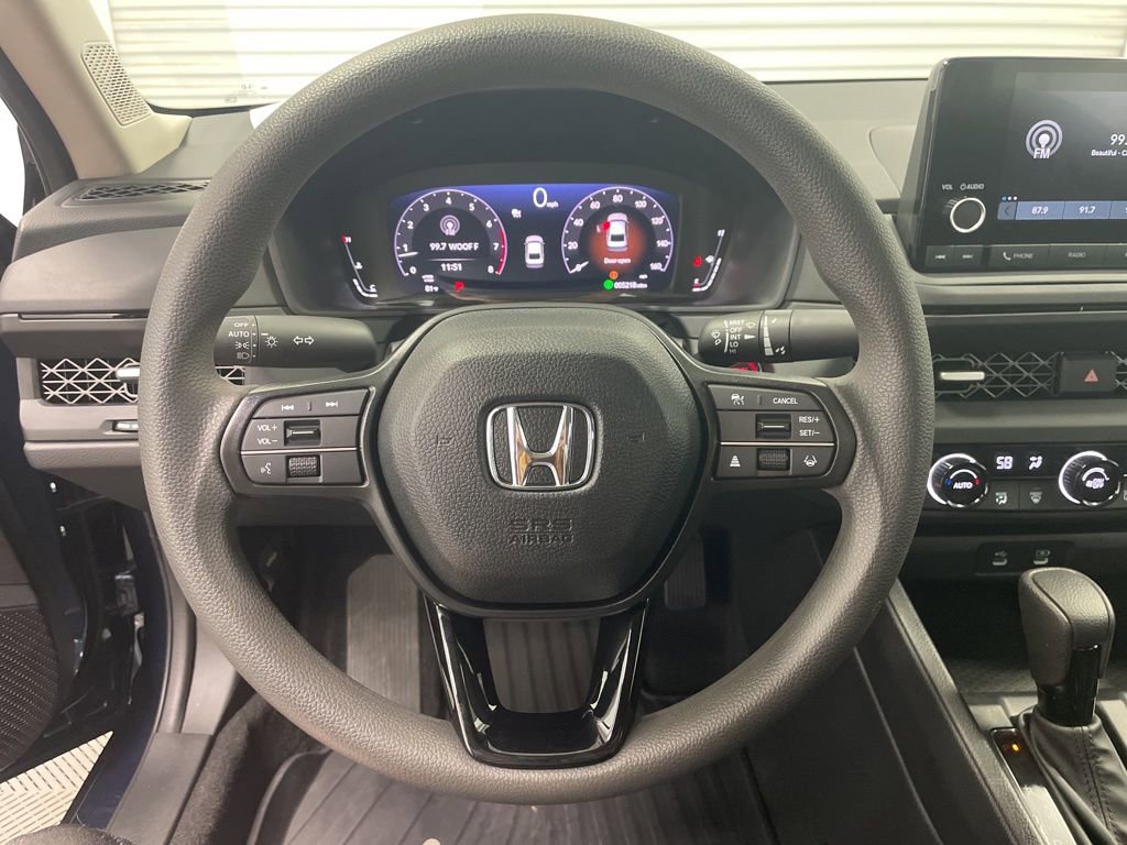 Used 2025 Honda Accord SE image 20