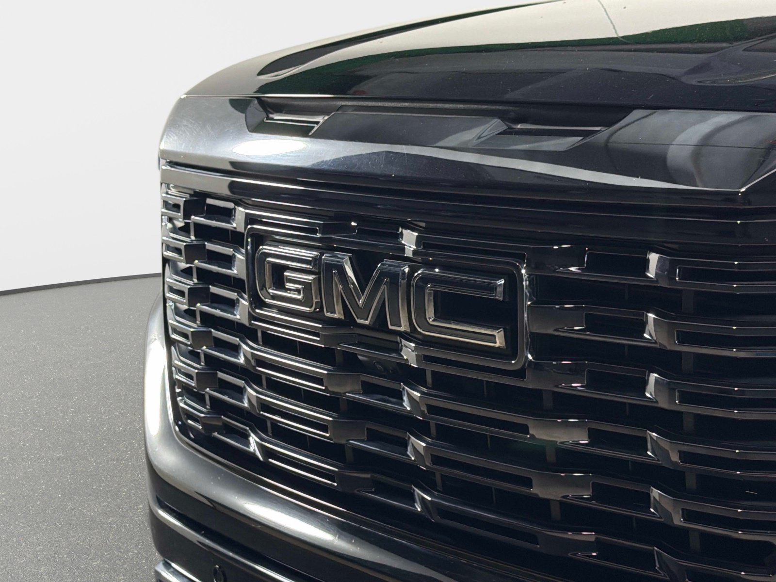 Used 2024 GMC Sierra 1500 Denali Ultimate AWD/4WD image 11