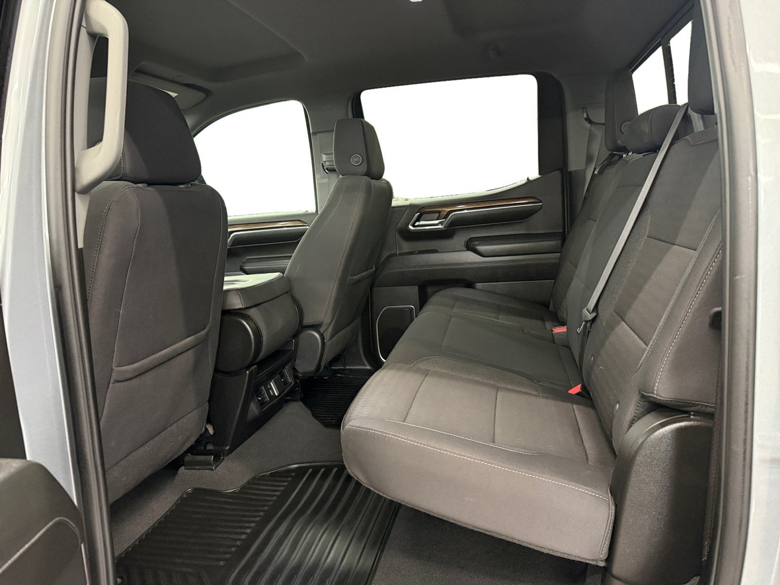 Used 2024 Chevrolet Silverado 1500 LT w/ All Star Edition Plus AWD/4WD image 10