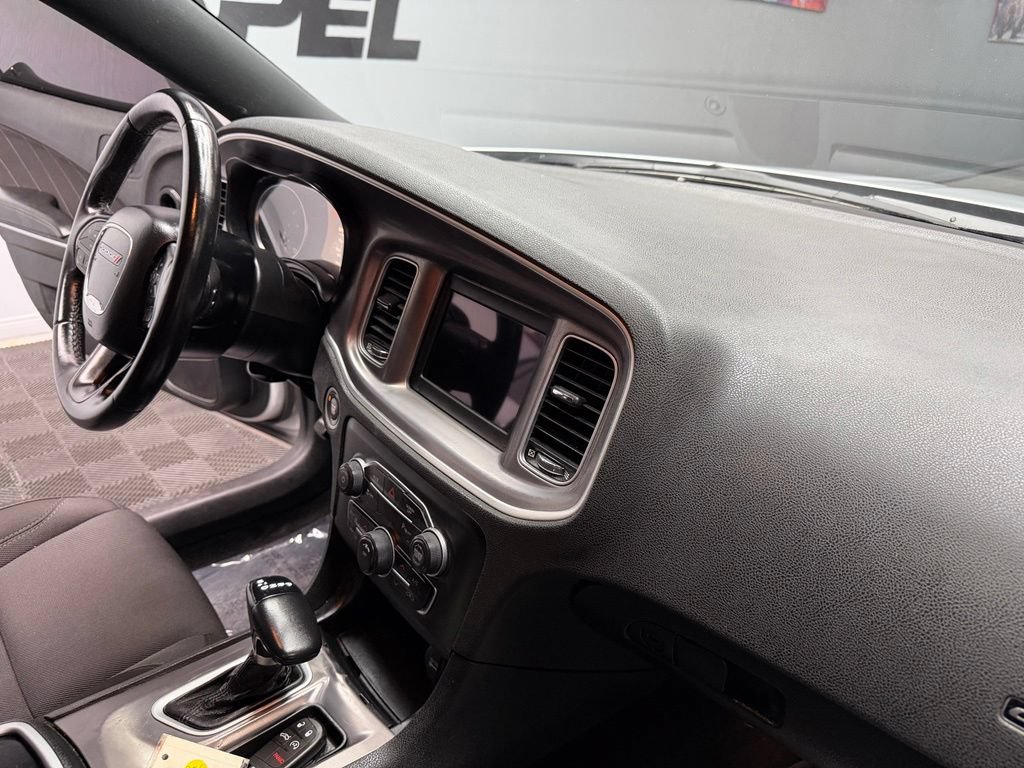 Used 2022 Dodge Charger SXT RWD image 48