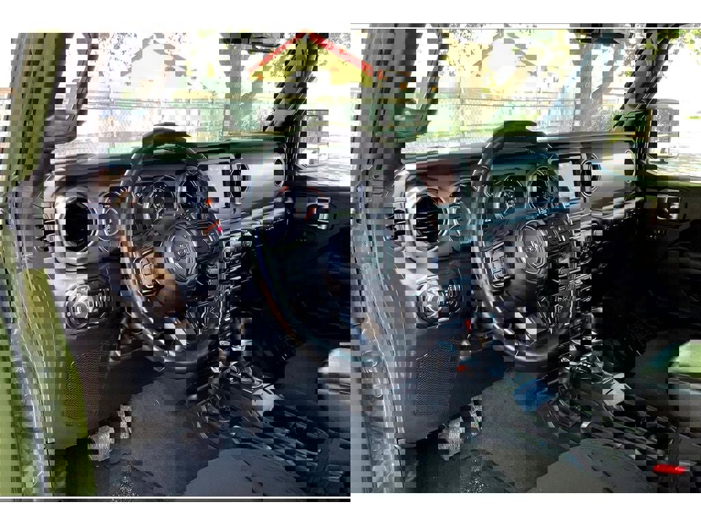 Used 2022 Jeep Wrangler Willys image 14