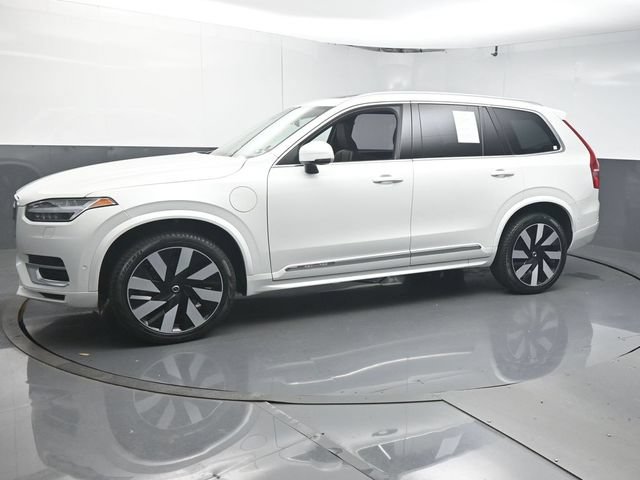 Used 2024 Volvo XC90 T8 Plus w/ Protection Package AWD/4WD image 4