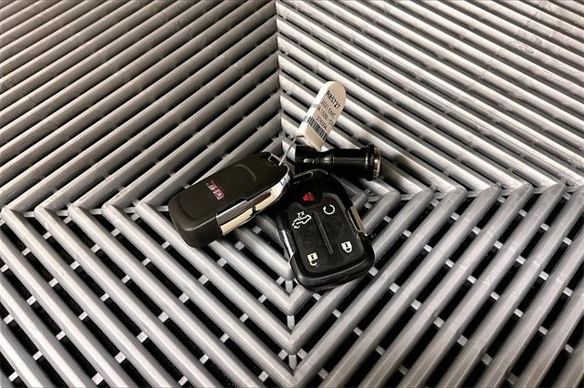 Used 2021 GMC Sierra 1500 AT4 image 9