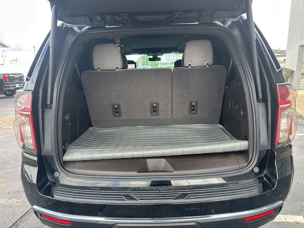 Used 2022 Chevrolet Tahoe LT w/ Luxury Package image 29