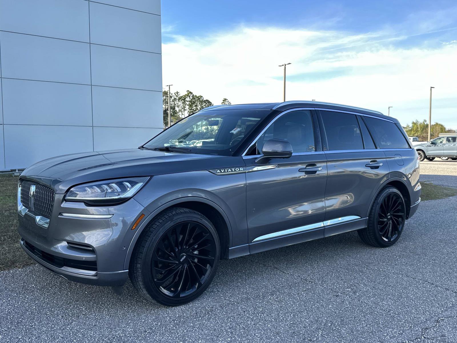 Used 2022 Lincoln Aviator Reserve w/ Equipment Group 201A image 28