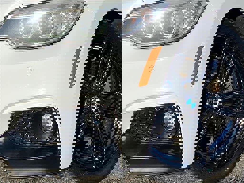 Used 2017 BMW 230i Coupe image 7