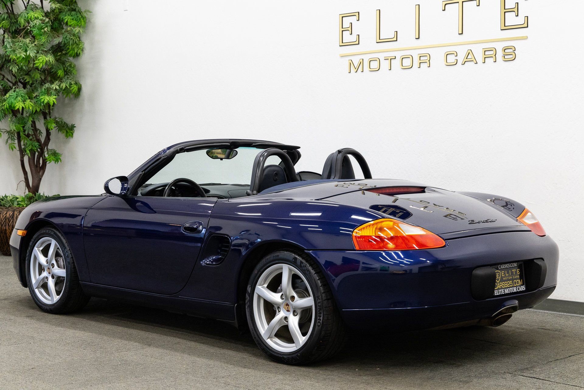 Used 2002 Porsche Boxster Base image 3