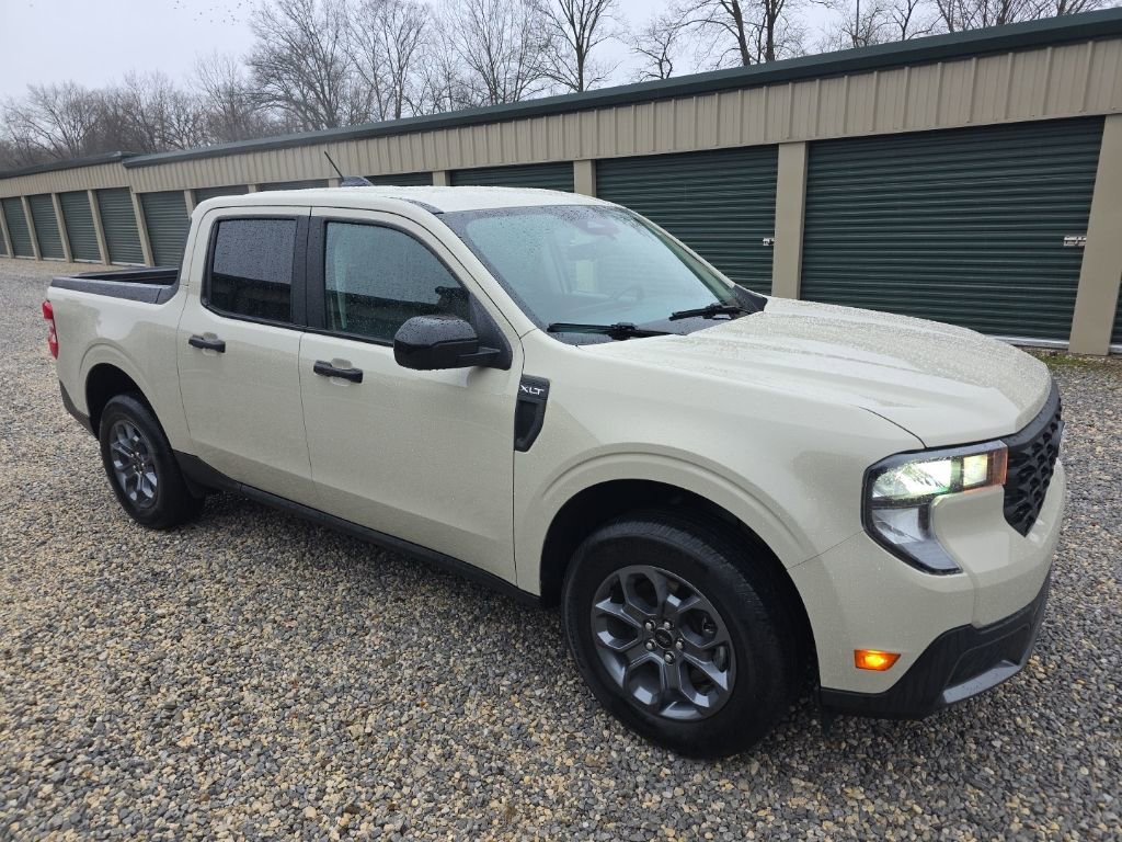Used 2025 Ford Maverick XLT w/ XLT Luxury Package image 11