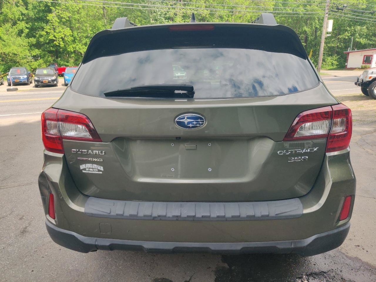 Used 2016 Subaru Outback 3.6R Limited AWD/4WD image 5