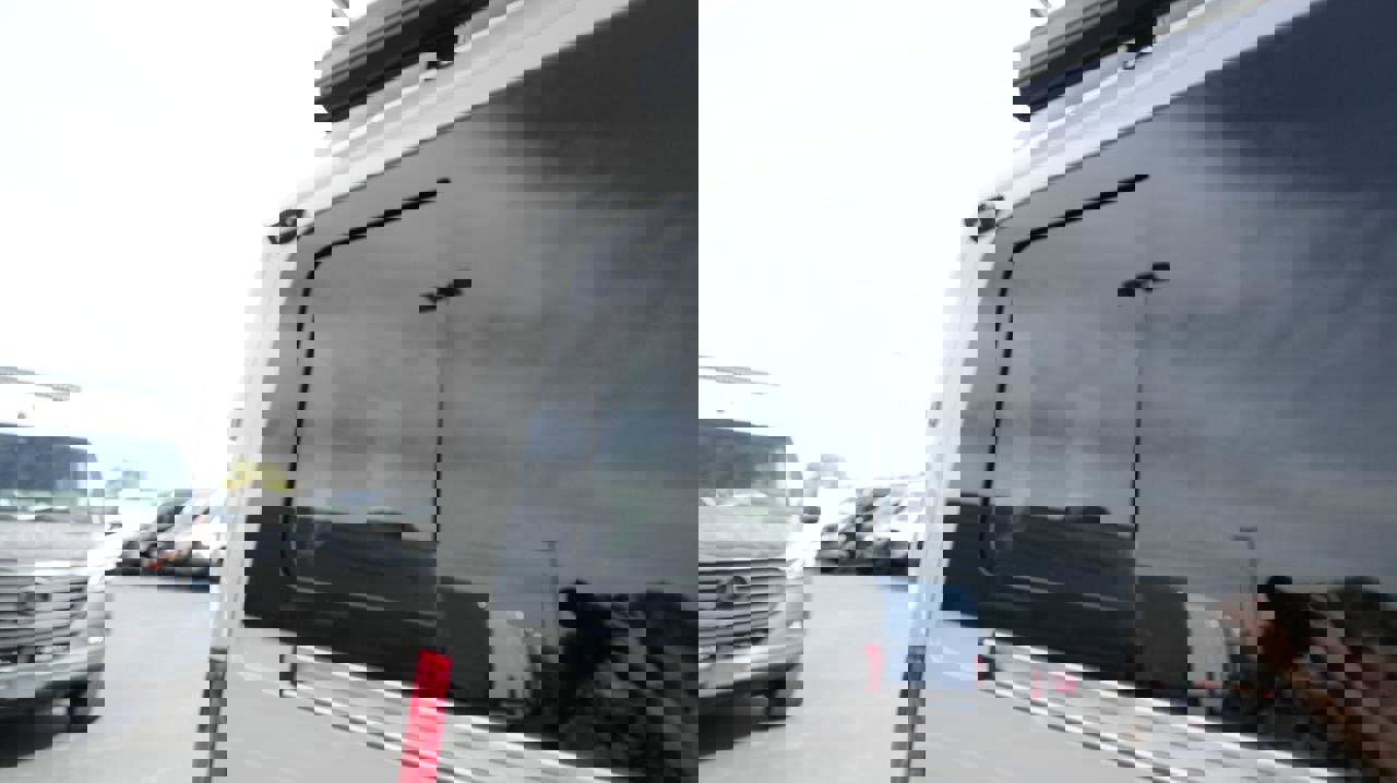 Used 2022 Mercedes-Benz Sprinter 144 Cargo image 33