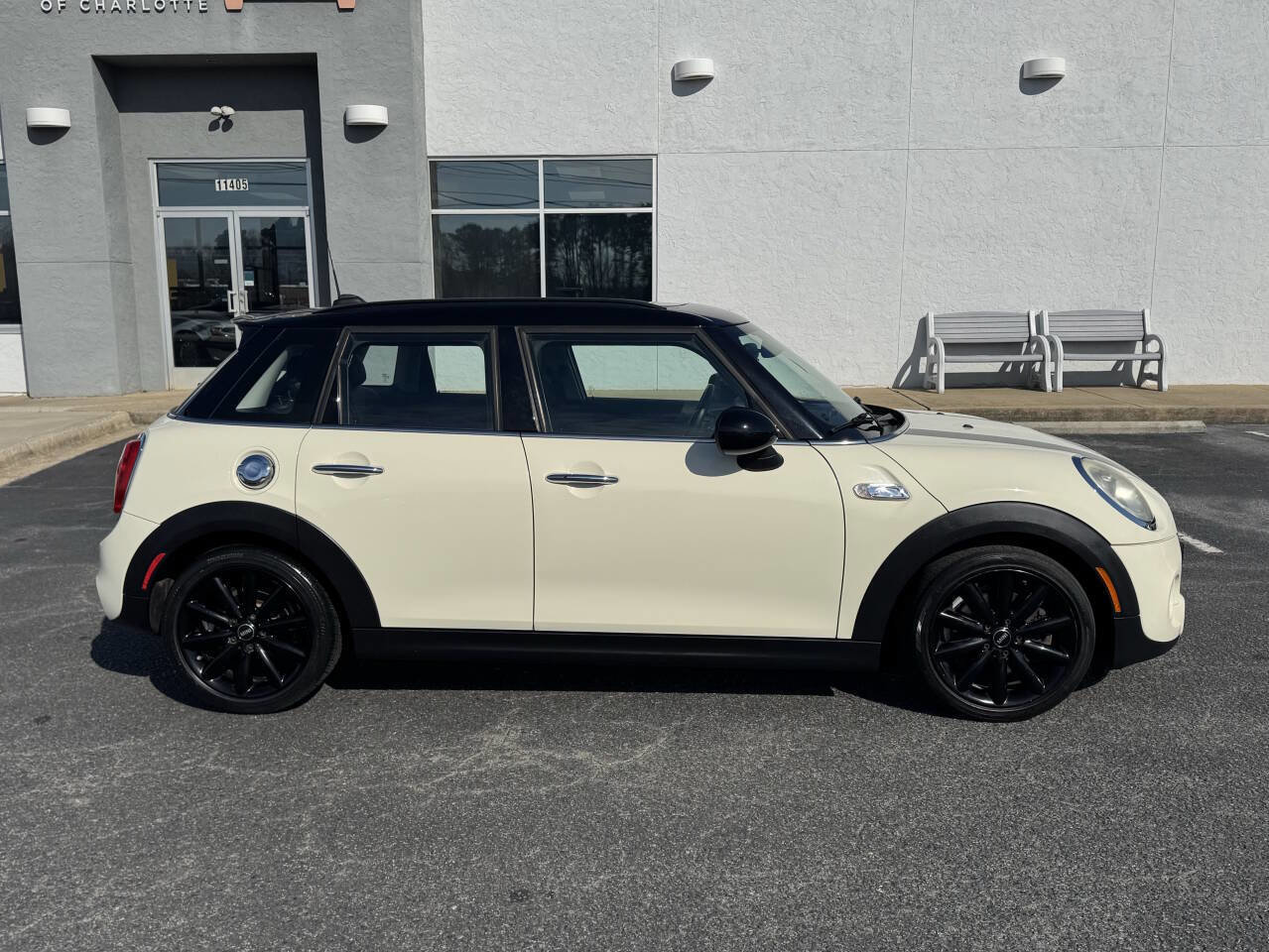 Used 2017 MINI Cooper S image 7
