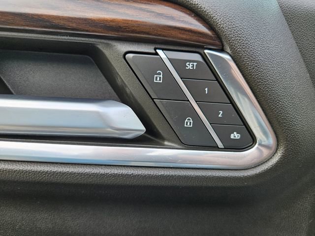 Used 2022 GMC Sierra 1500 SLT w/ X31 Off-Road Package image 15