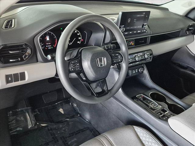 Used 2023 Honda Pilot LX image 10