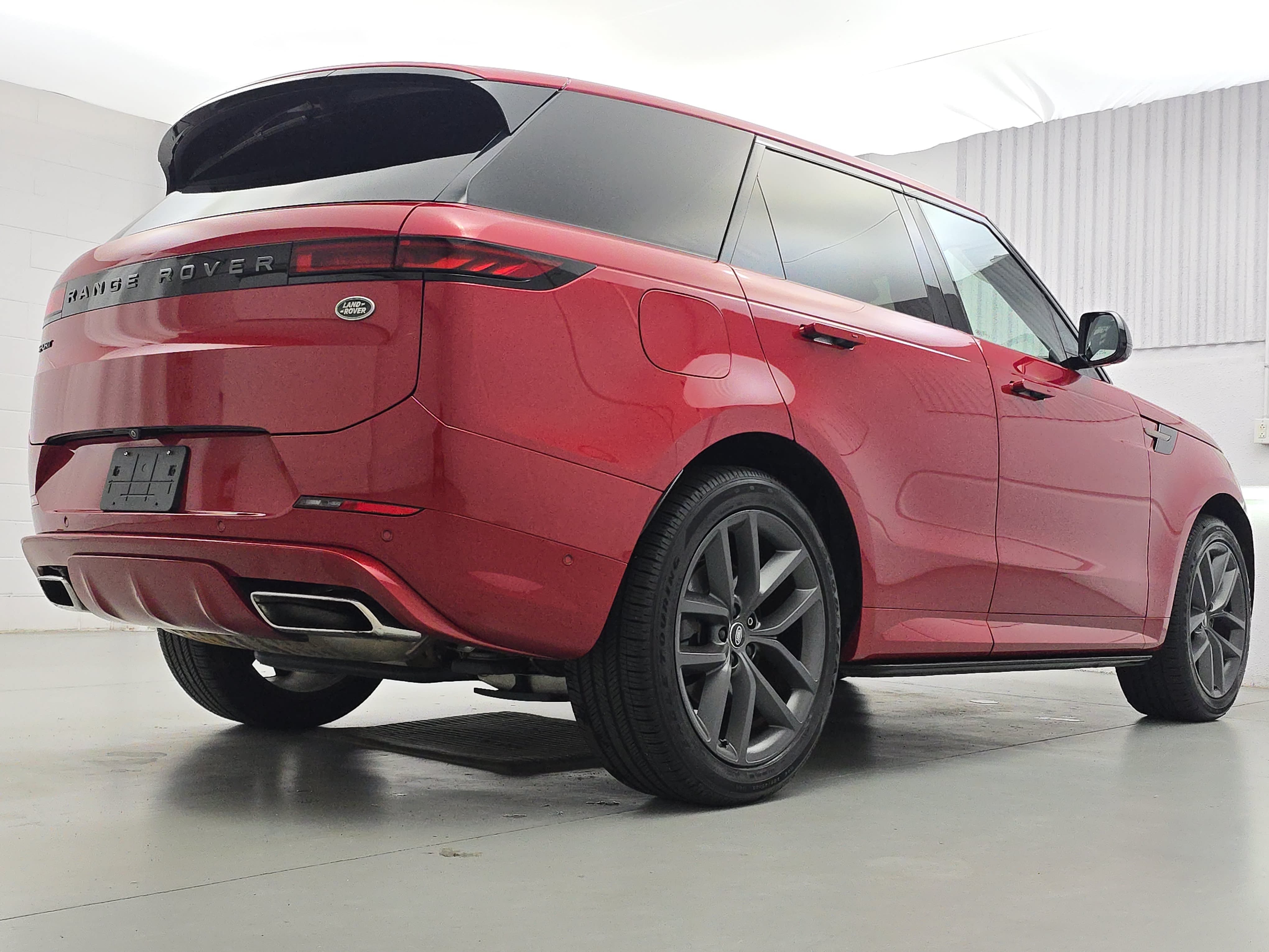 Used 2023 Land Rover Range Rover Sport SE Dynamic AWD/4WD image 7