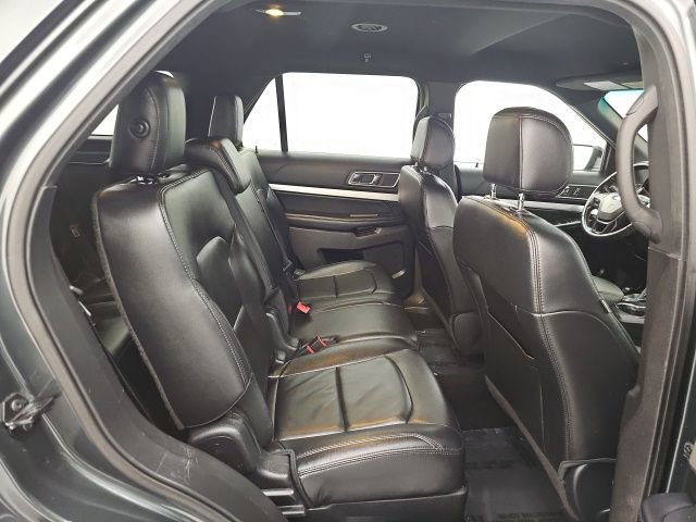 Used 2016 Ford Explorer XLT w/ Equipment Group 202A image 35