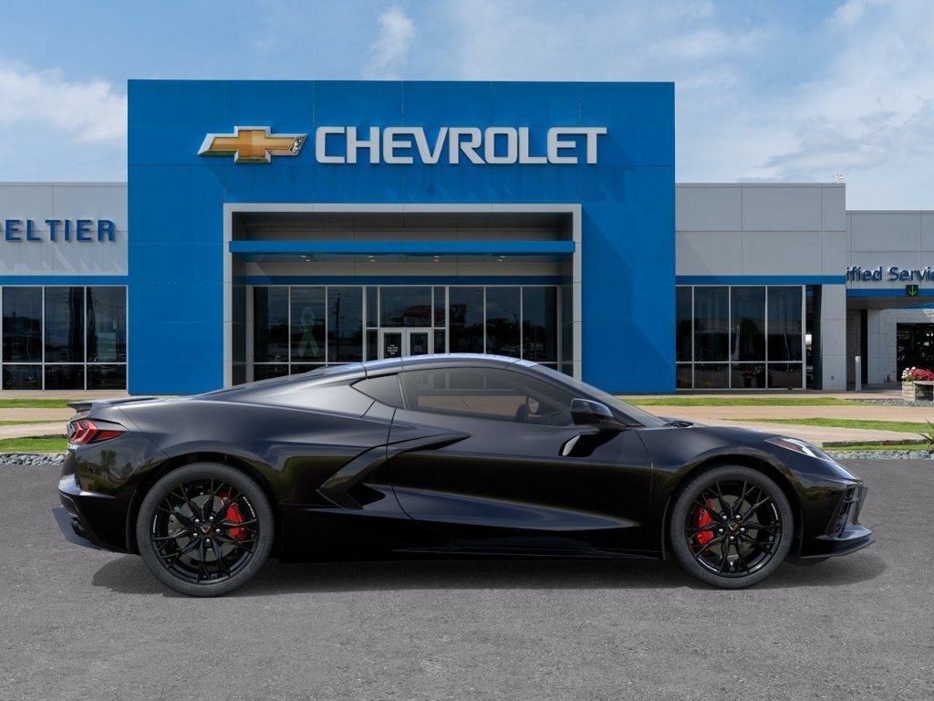 New 2027 Chevrolet Corvette Stingray Coupe w/ Stealth Interior Trim Package RWD image 5