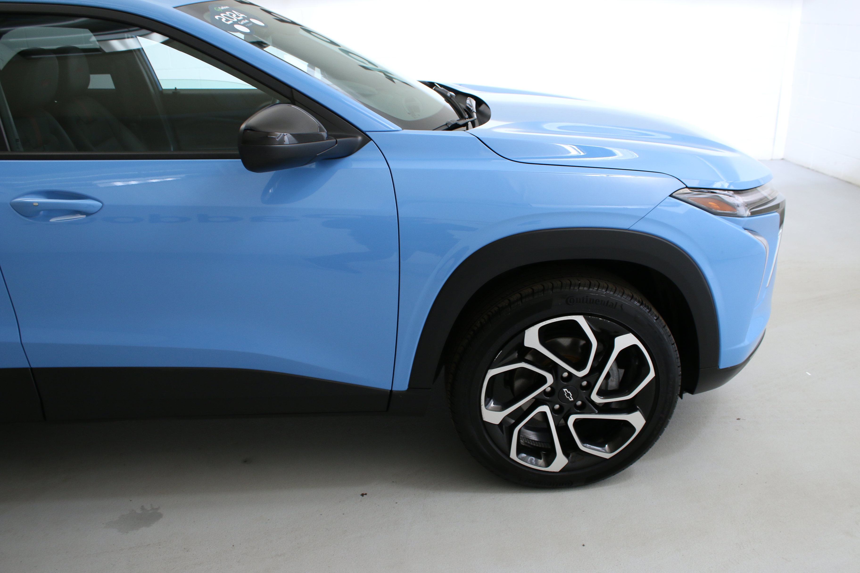 Certified 2024 Chevrolet Trax RS FWD image 11